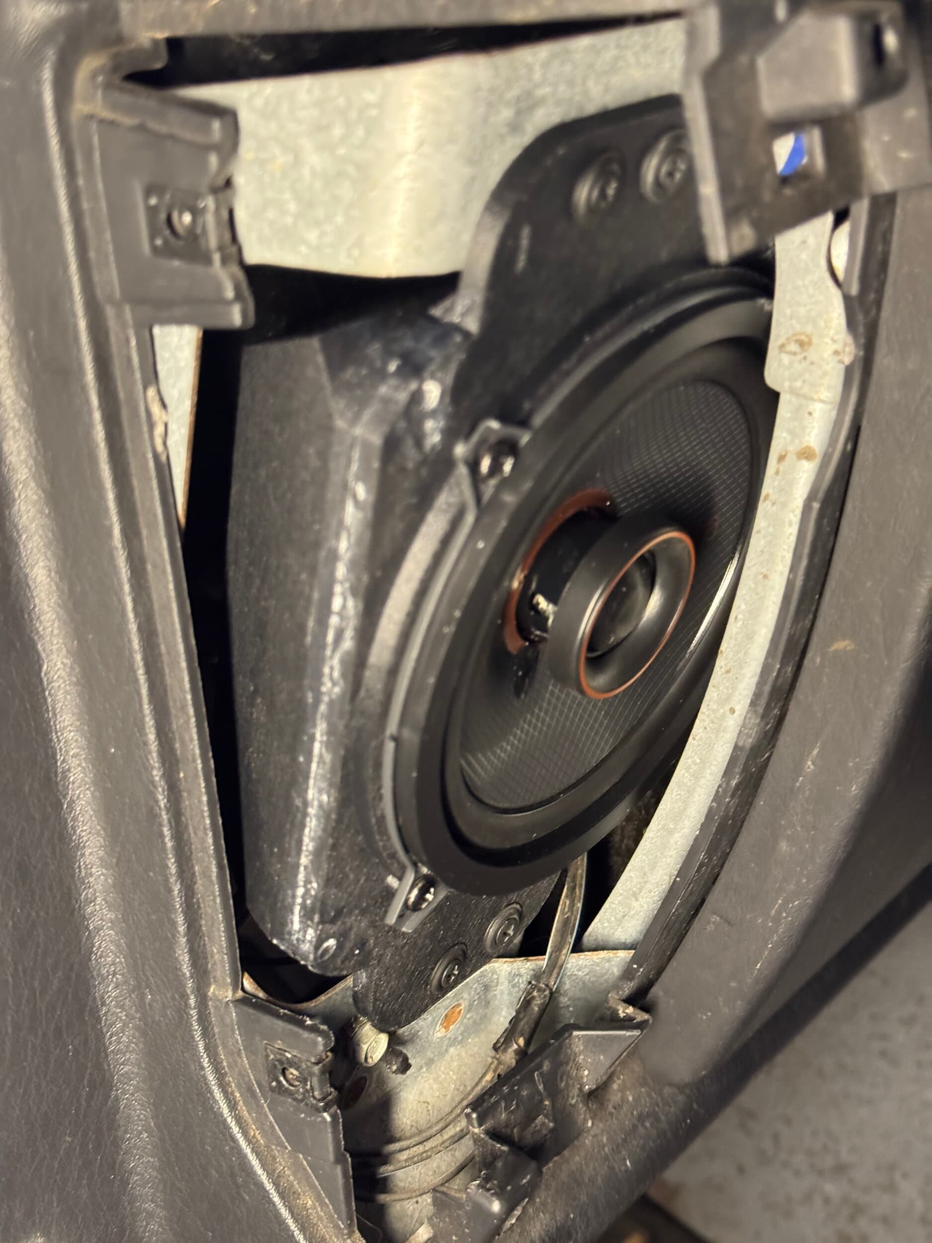 5.25" Speaker Pods for Stock 4x6 Dash Location